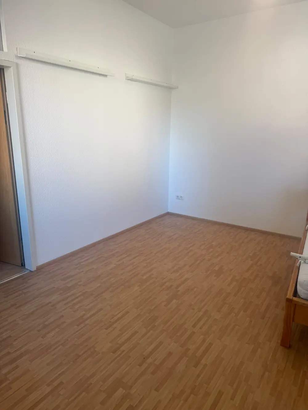 Zimmer nach der Sanierung